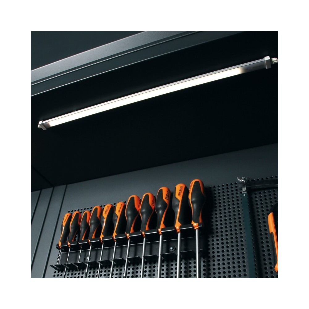 Alumínium profil LED szalaggal az RSC50 műhelyberendezés összeállításhoz - Beta